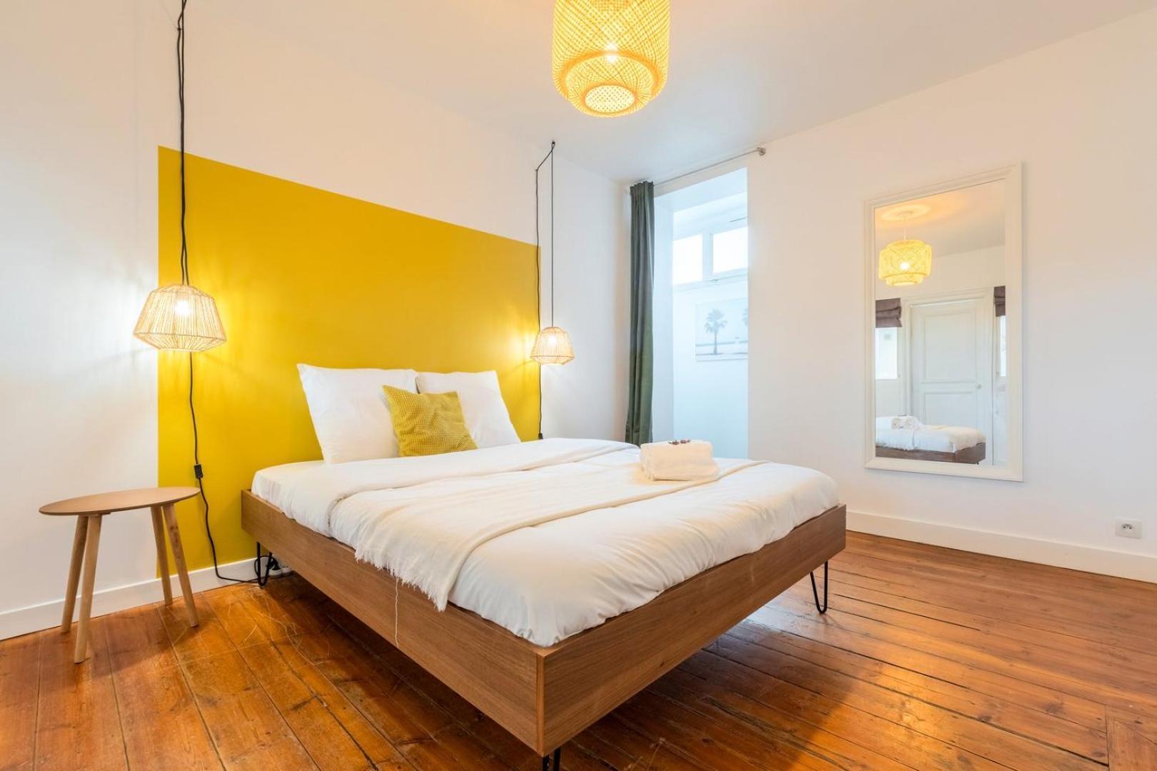 2-Bedroom Apartment Near Metro Лил Екстериор снимка